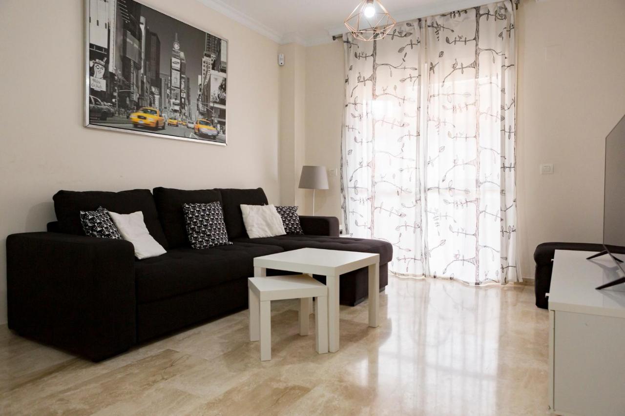 Apartamento Malaga Jalonアパートメント エクステリア 写真