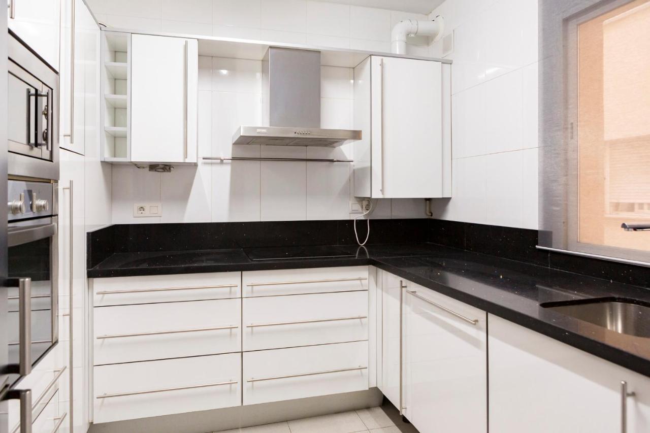 Apartamento Malaga Jalonアパートメント エクステリア 写真