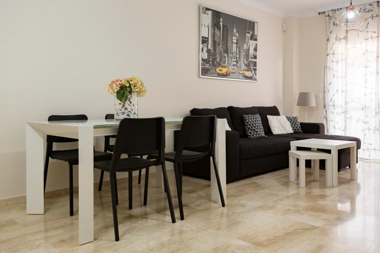 Apartamento Malaga Jalonアパートメント エクステリア 写真